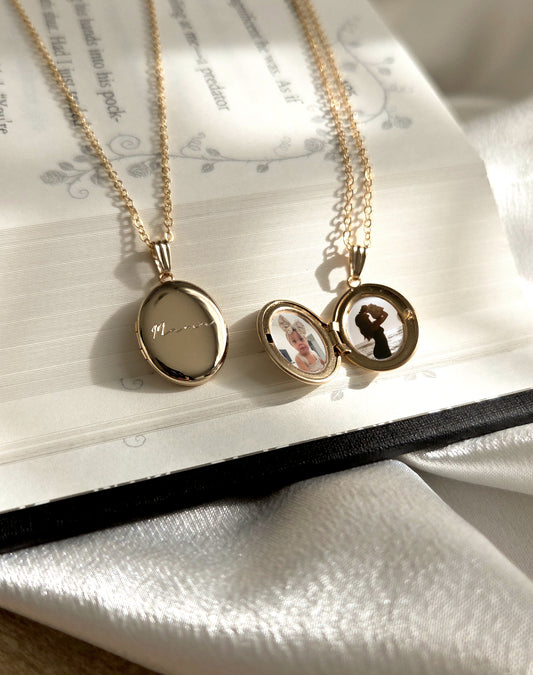 Oval Photo Locket