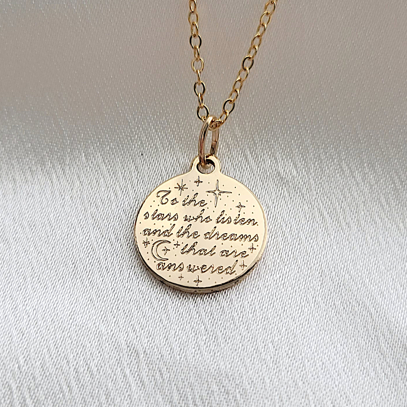 To The Stars Who Listen And The Dreams That Are Answered Quote | ACOTAR Series