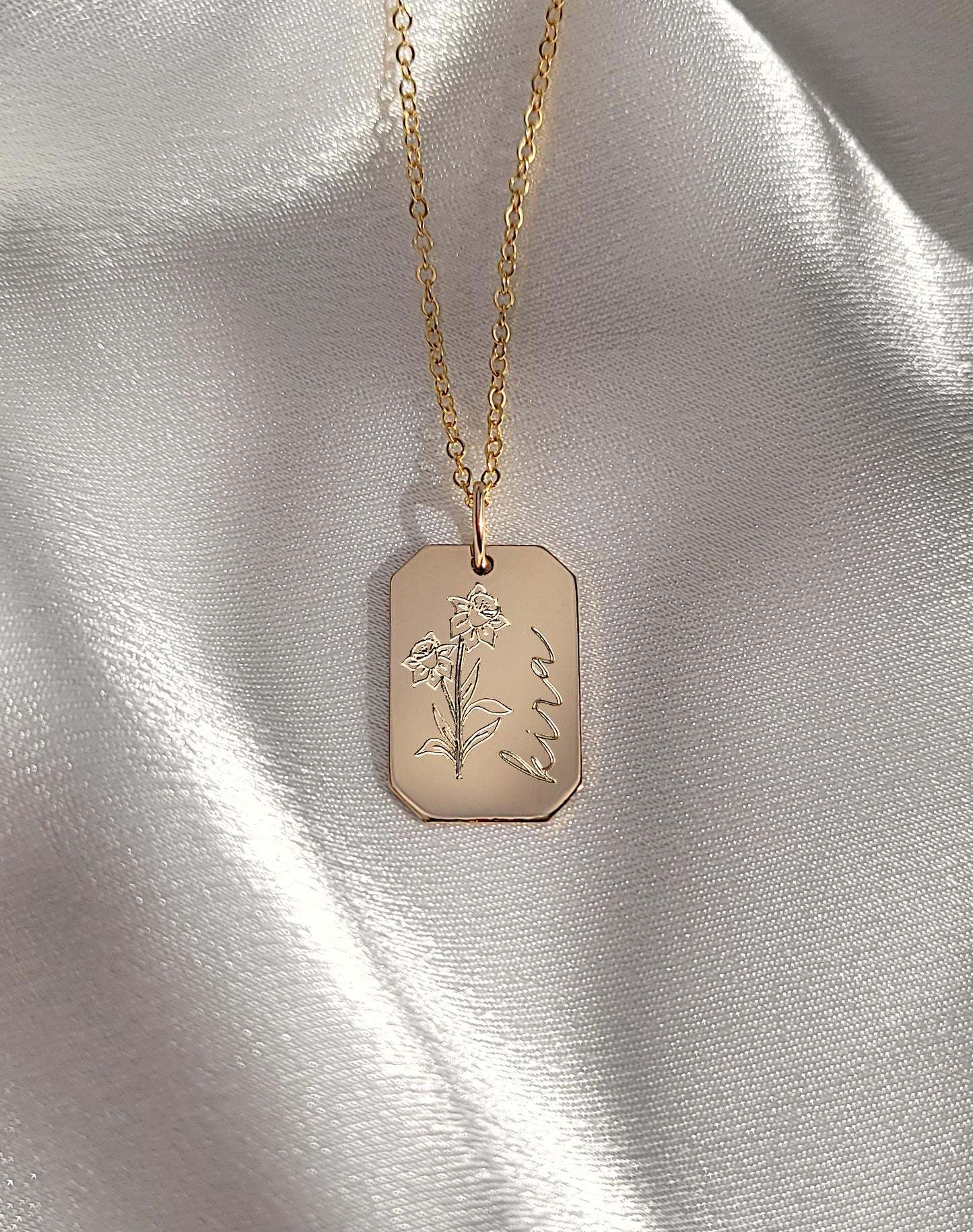 Birthflower + Signature Name | Kaia