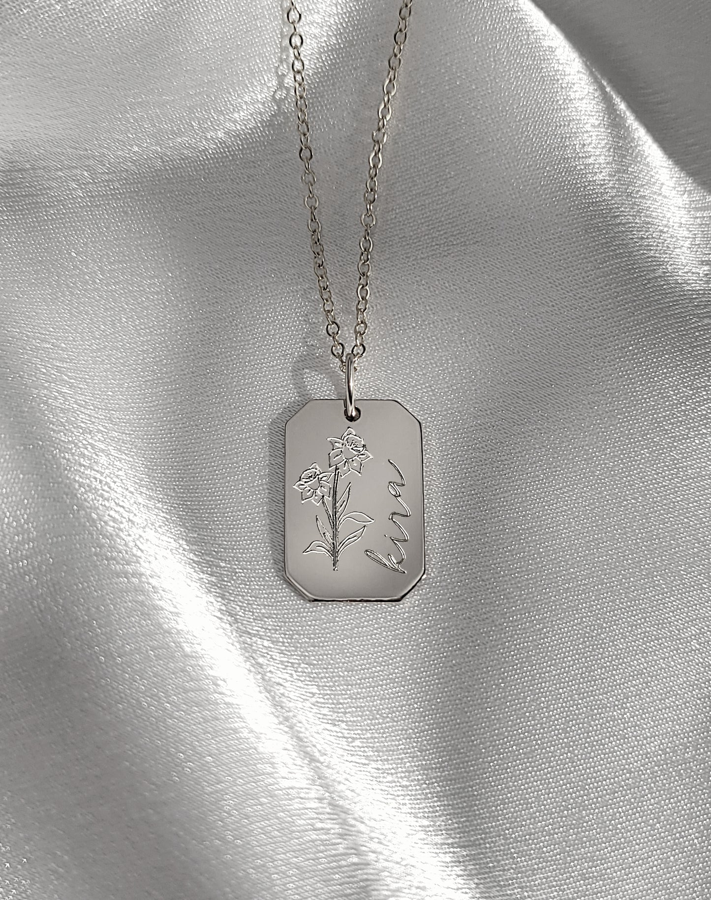 Birthflower + Signature Name | Kaia
