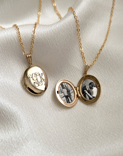 Monogram Initials | Oval Photo Locket