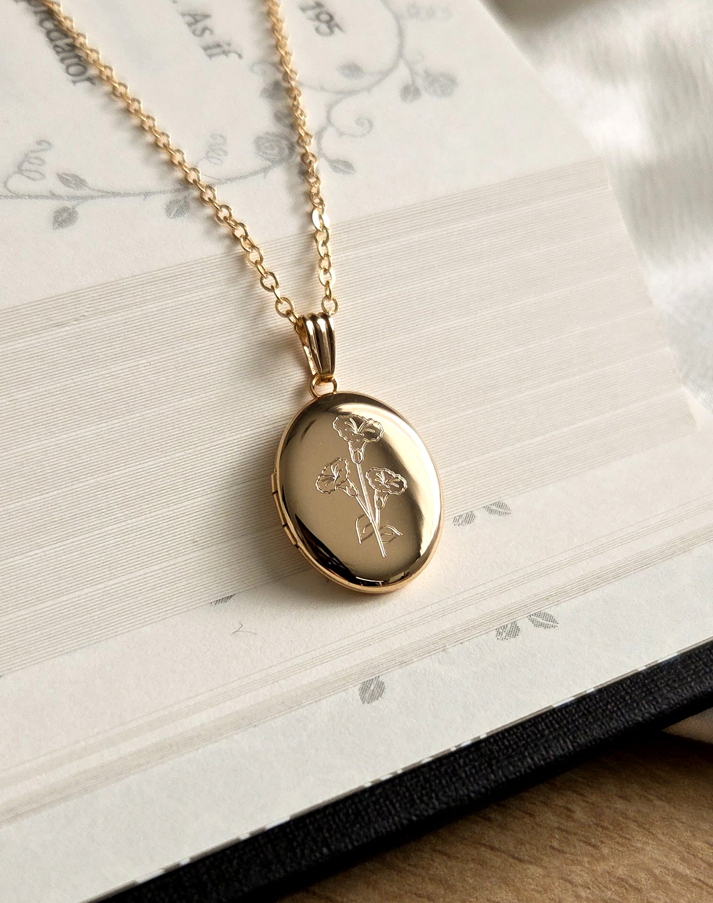 Birthflower Oval Photo Locket